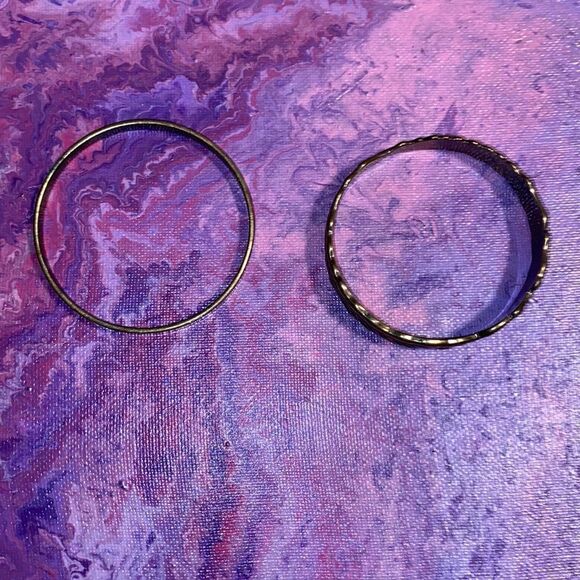 Heavy Flat and Feathered Brass Bangle Set - Picture 2 of 4